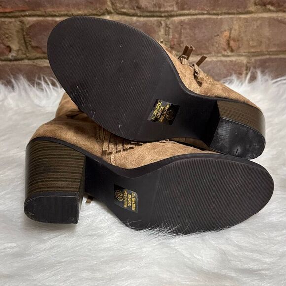 Soda Women’s Tan Fringe Bootie Size 8.5 - Picture 6 of 9